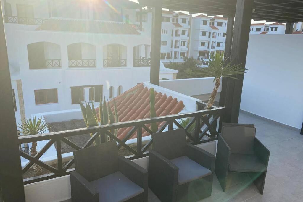 Appartement De 103M2 Dans Complexe Balneaire Lilac'S Garden Cabo Negro Buitenkant foto
